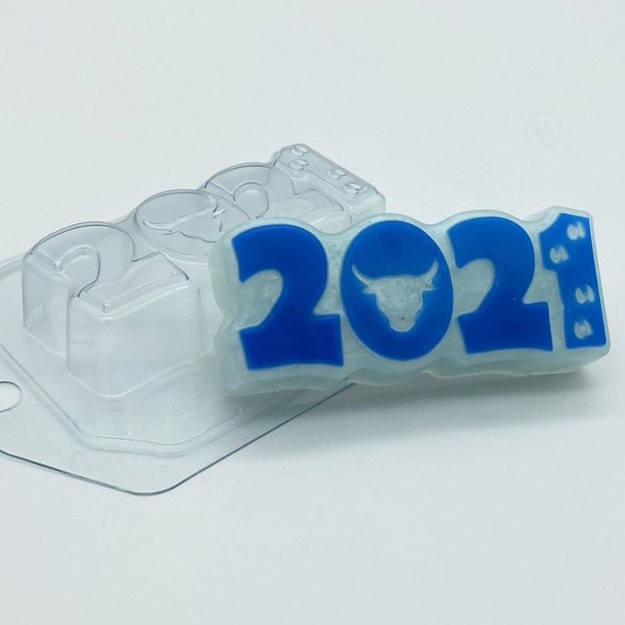 2021 / Бык и следы — форма пластиковая для мыла