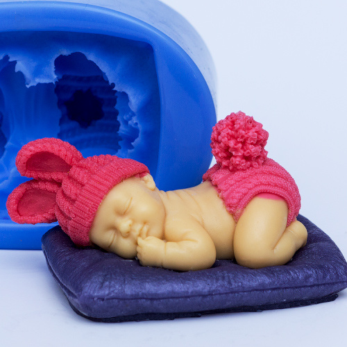 Малыш на подушке 3D — силиконовая формочка для мыла