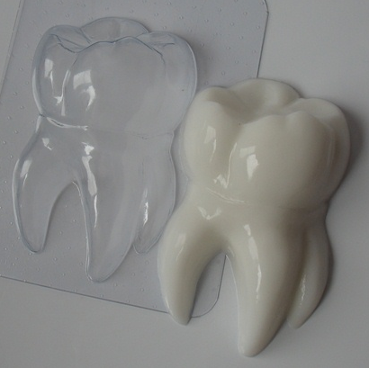 Зубик — форма пластиковая для мыла