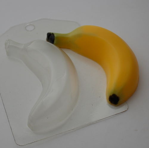 Банан — форма пластиковая для мыла