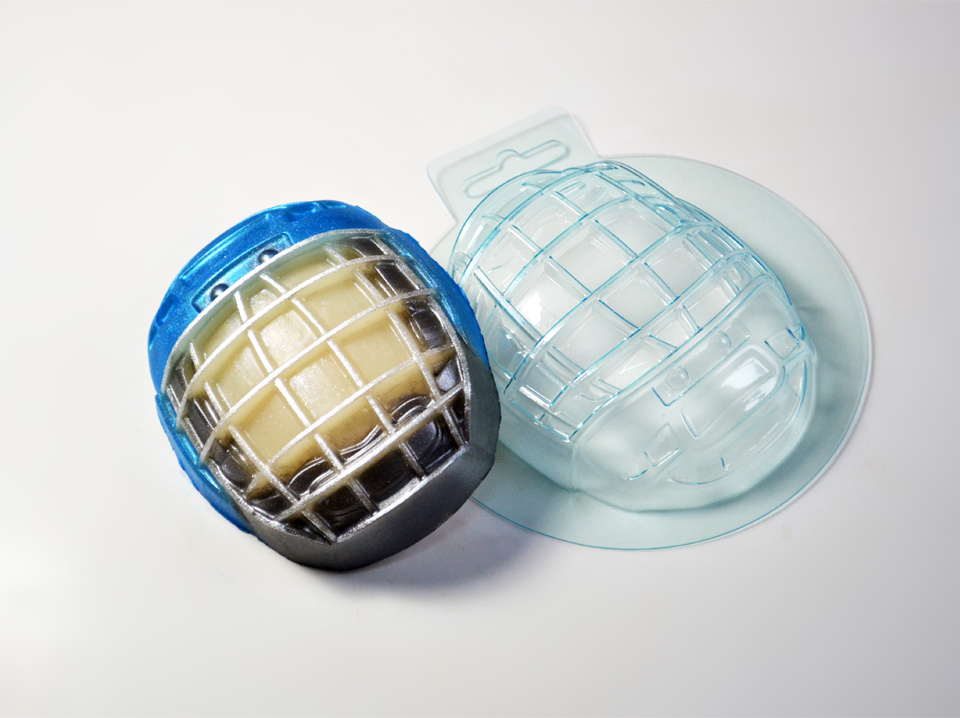 Шлем хоккейный — форма пластиковая для мыла