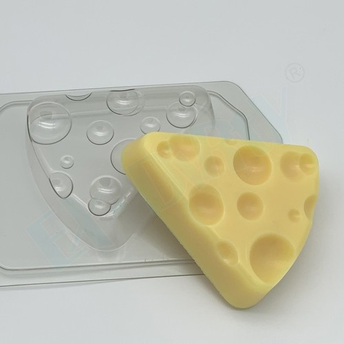 Сыр треугольный — форма пластиковая для мыла